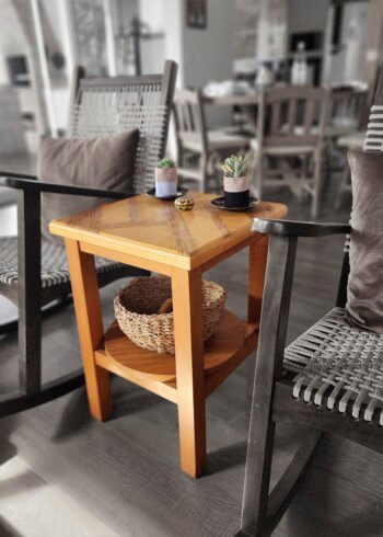 MLM1 - Mesa Lateral Marchetada